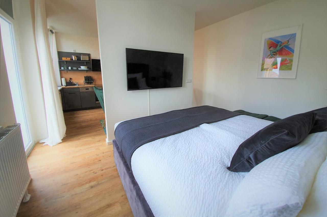 Pb Ferienwohnungen - Fewo 4 - Stilvoll Eingerichtetes Studio Im Herzen Senftenbergs Bagian luar foto