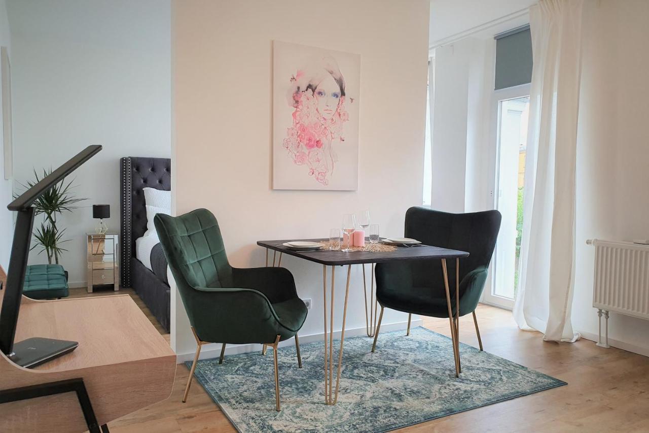 Pb Ferienwohnungen - Fewo 4 - Stilvoll Eingerichtetes Studio Im Herzen Senftenbergs Bagian luar foto
